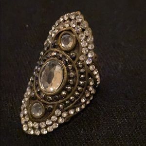 Fashion ring